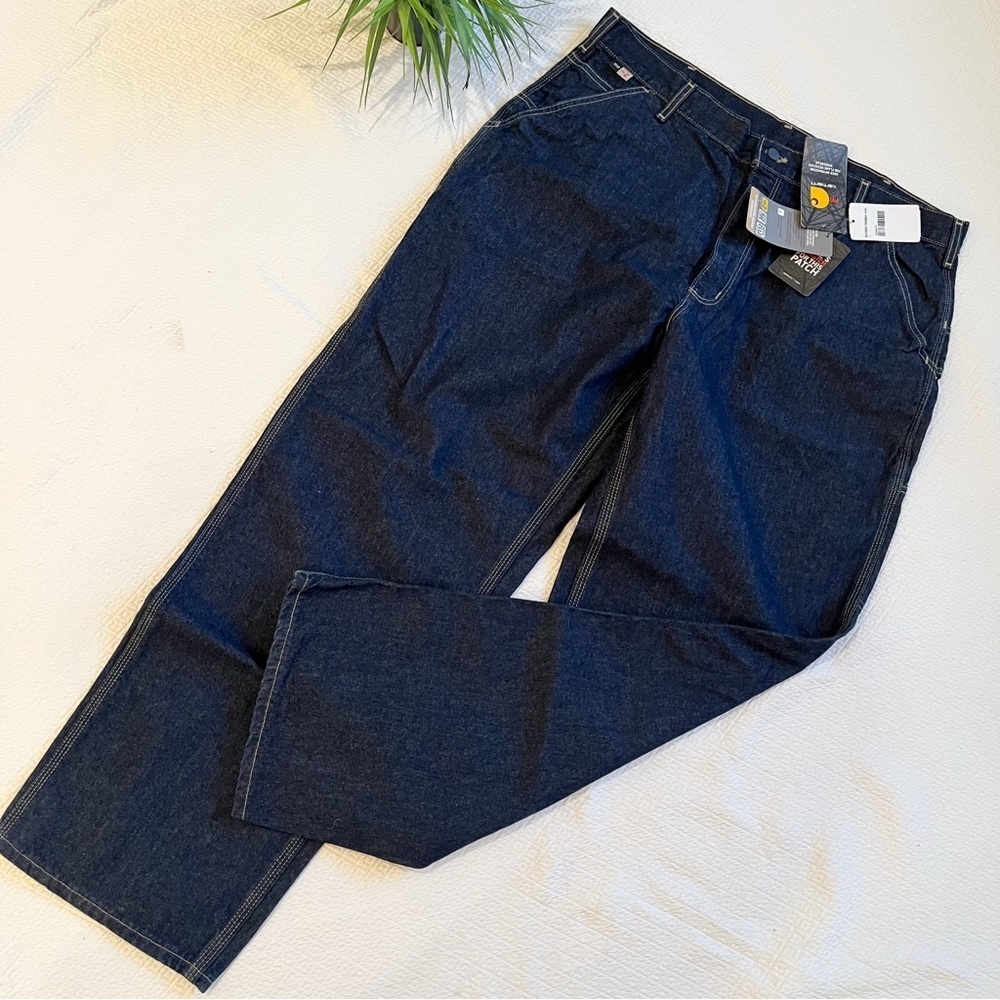 NWT Carharrt Men’s Flame-Resistant Signature Denim Jeans Size 40 x 32